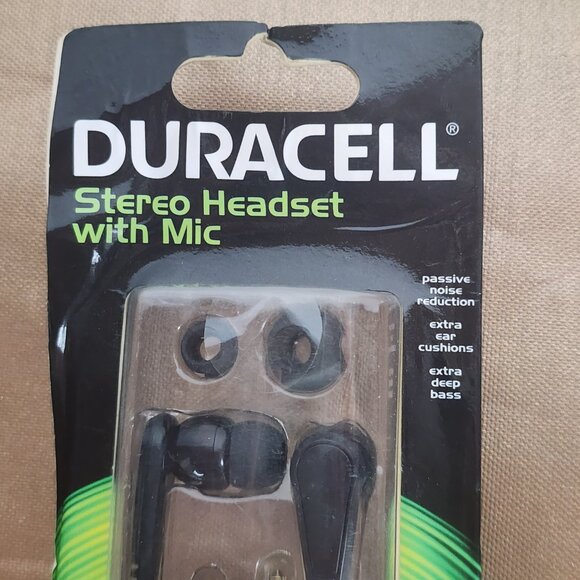 Duracell Passive Noise Reduction Black Stereo Headset with Hands Free Mic - Picture 3 of 16